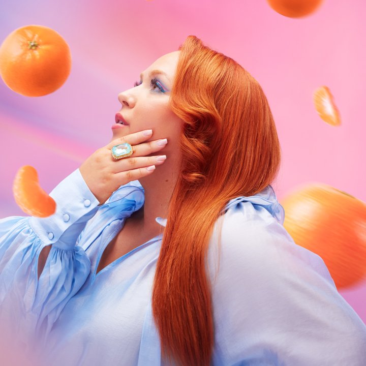 What’s your glow state? The new, innovative Color Glow Nourishing Toning Mask tones your color and treats your hair – all in just 5 minutes.